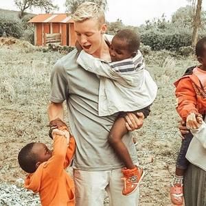 Meet your Posher, Kyle